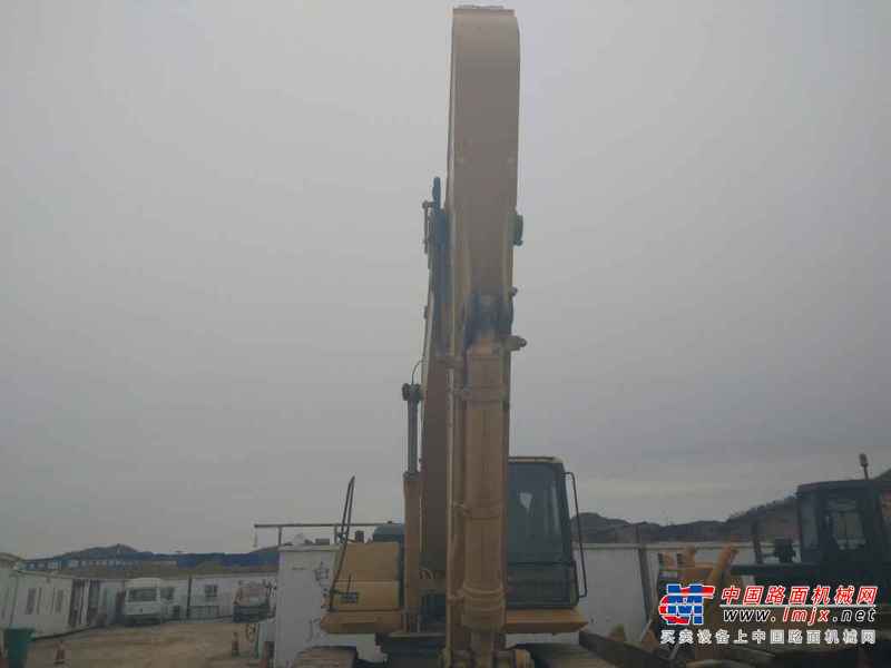 陕西出售转让二手6800小时2012年小松PC270挖掘机