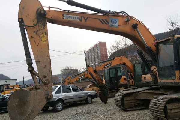 陕西出售转让二手6000小时2012年三一重工SY235C挖掘机