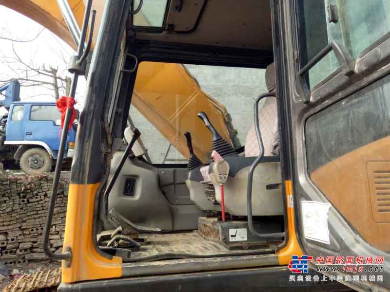 湖南出售转让二手5000小时2011年三一重工SY215C挖掘机