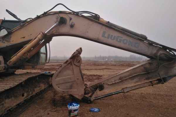 河南出售转让二手10000小时2009年柳工225C挖掘机