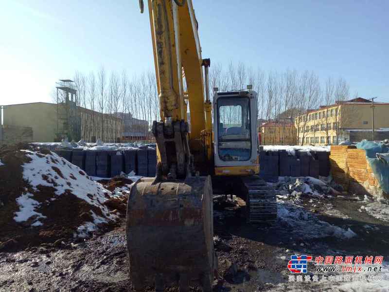 黑龙江出售转让二手17000小时2007年住友SH125X挖掘机