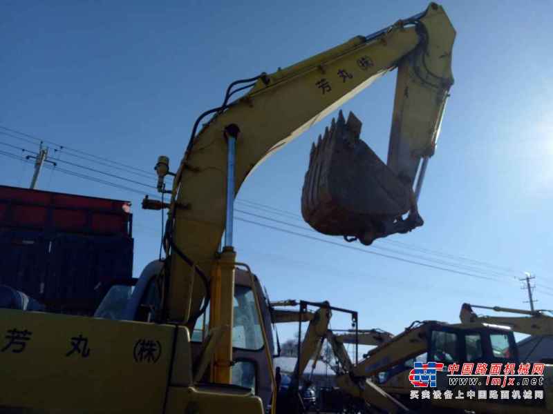 黑龙江出售转让二手15000小时2009年住友SH200A3挖掘机