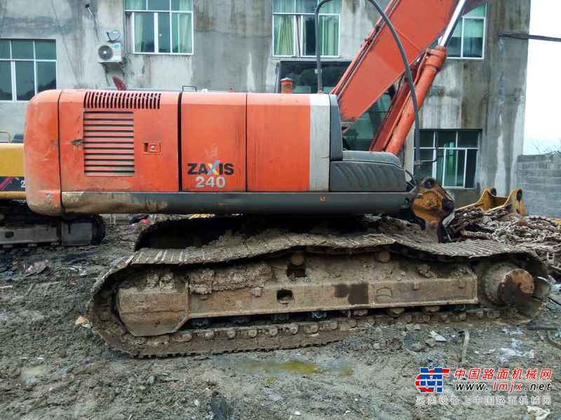 贵州出售转让二手8000小时2011年日立ZX240挖掘机