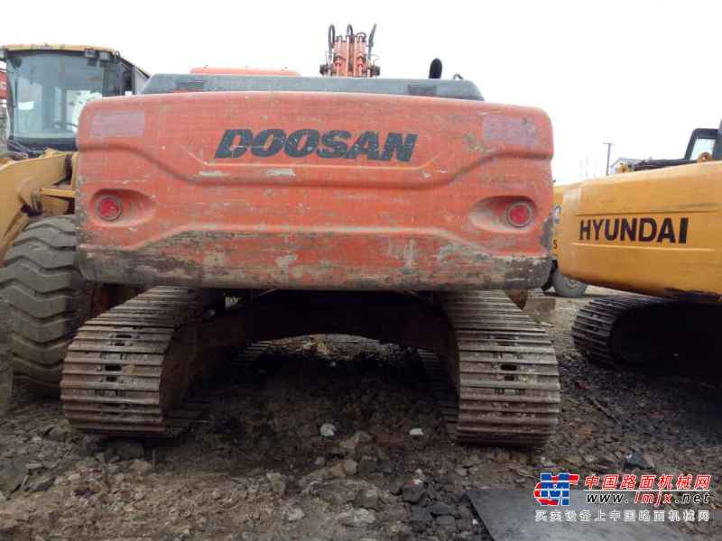 云南出售转让二手10500小时2009年斗山DX225LC挖掘机