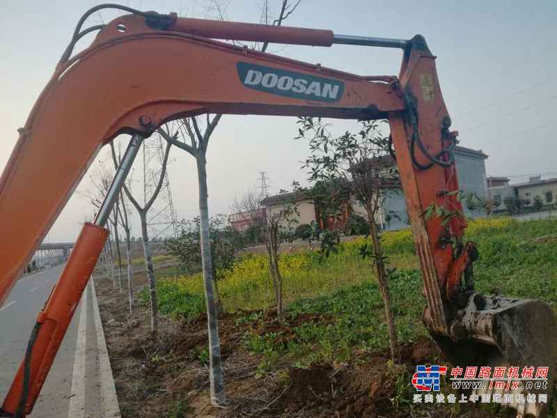 河南出售转让二手5600小时2010年斗山DH60挖掘机