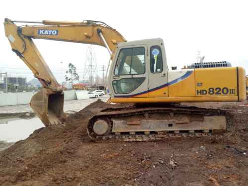 广西出售转让二手6857小时2010年加藤HD820III挖掘机