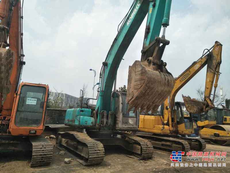 云南出售转让二手18000小时2006年神钢SK230挖掘机