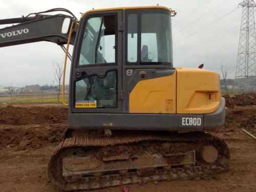 云南出售转让二手3000小时2013年沃尔沃EC80D挖掘机