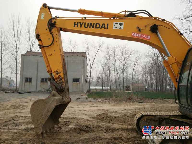 河南出售转让二手5200小时2013年现代R225LC挖掘机