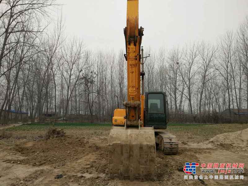 河南出售转让二手5200小时2013年现代R225LC挖掘机