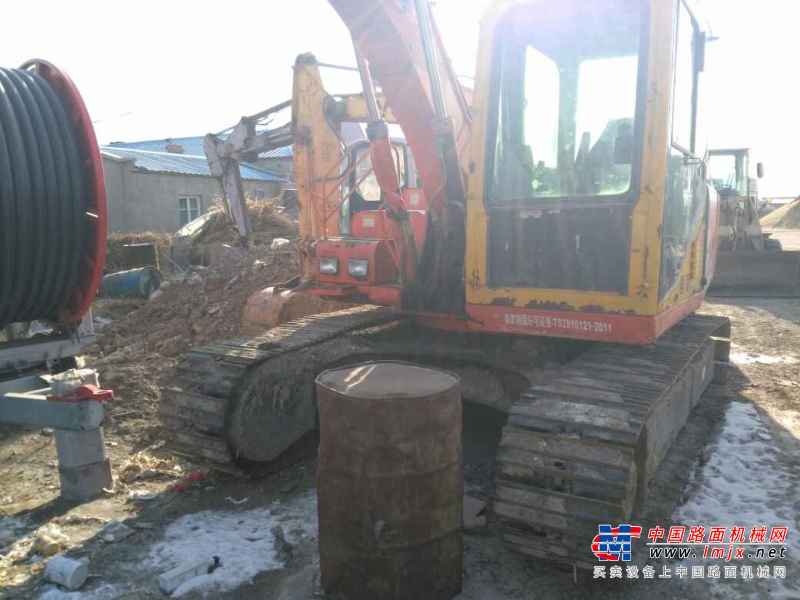 黑龙江出售转让二手11000小时2008年恒特重工HT120A挖掘机