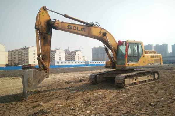 山东出售转让二手9717小时2011年临工LG6210挖掘机