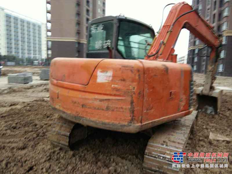 安徽出售转让二手5000小时2010年日立ZX70挖掘机