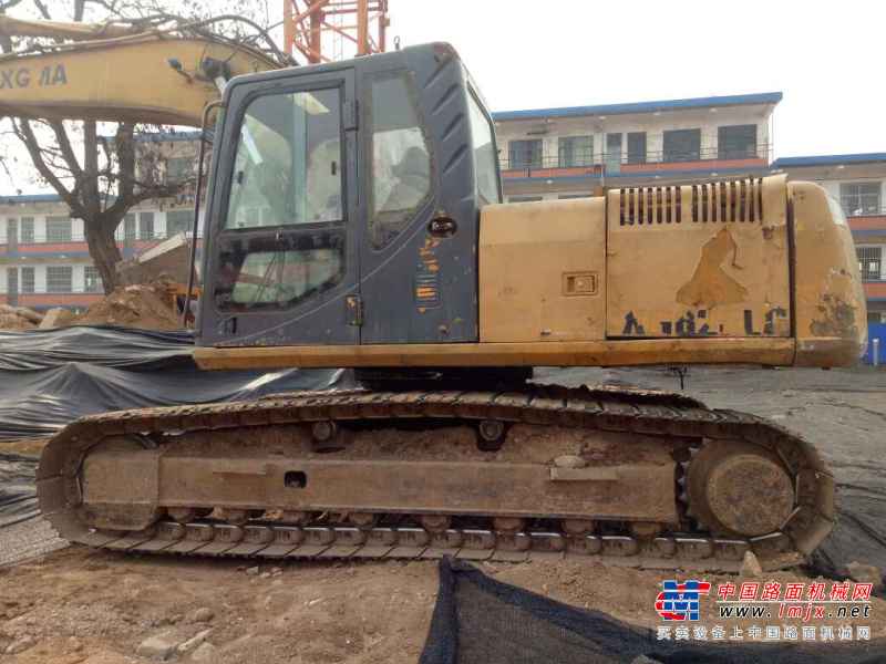 河南出售转让二手10000小时2007年厦工XG822LC挖掘机