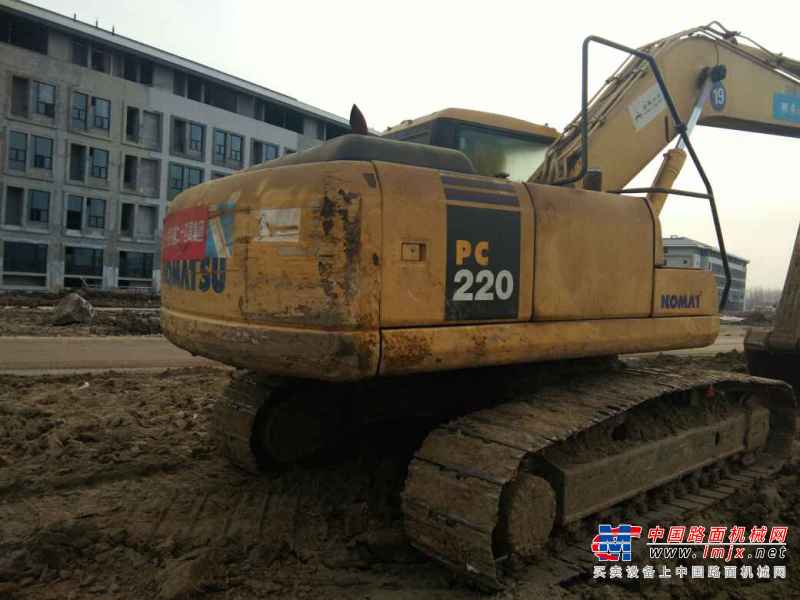 安徽出售转让二手12000小时2007年小松PC220挖掘机