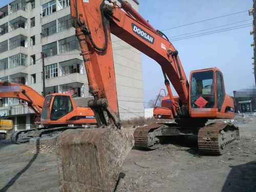 黑龙江出售转让二手20000小时2004年大宇DH220LC挖掘机