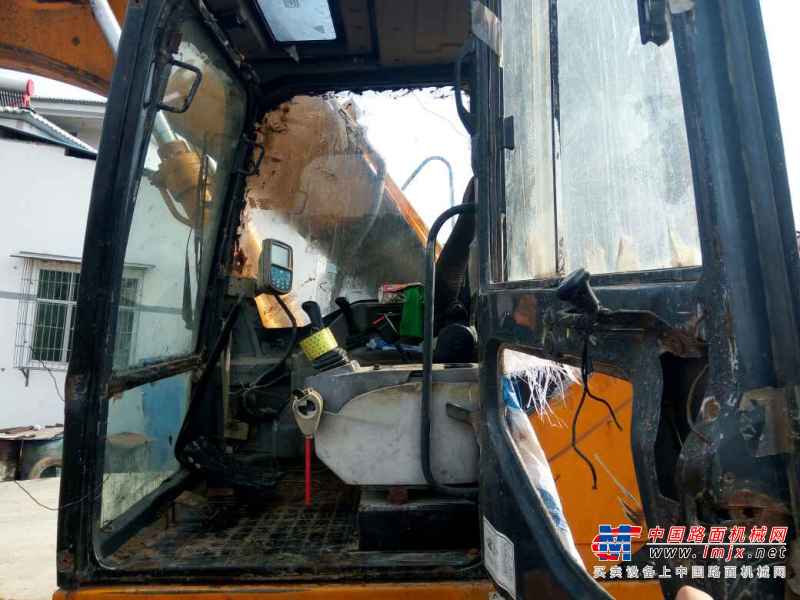 贵州出售转让二手10000小时2009年龙工LG6225挖掘机