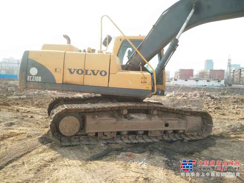 山东出售转让二手11440小时2009年沃尔沃EC210B挖掘机