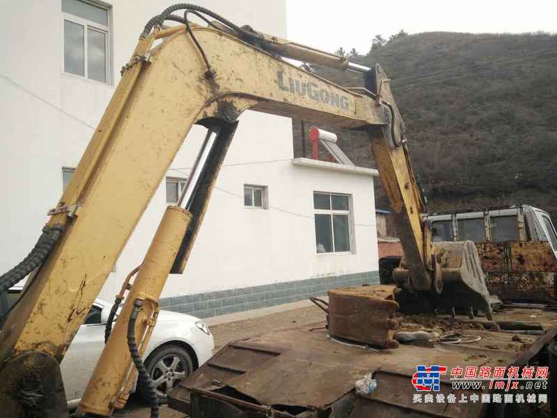 河北出售转让二手6945小时2013年柳工CLG906D挖掘机