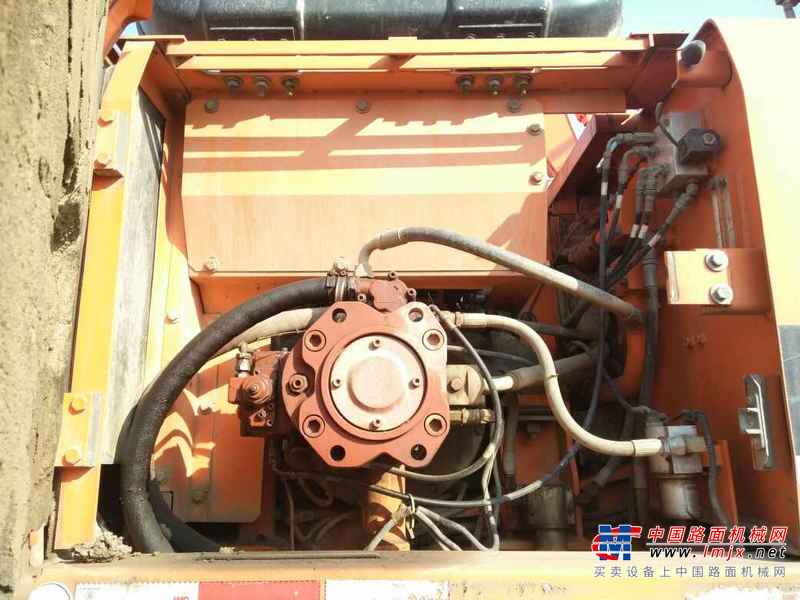 山东出售转让二手8000小时2009年斗山轮挖DH210W挖掘机