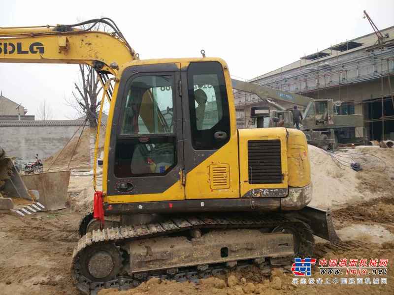 山西出售转让二手6000小时2011年临工LG685挖掘机