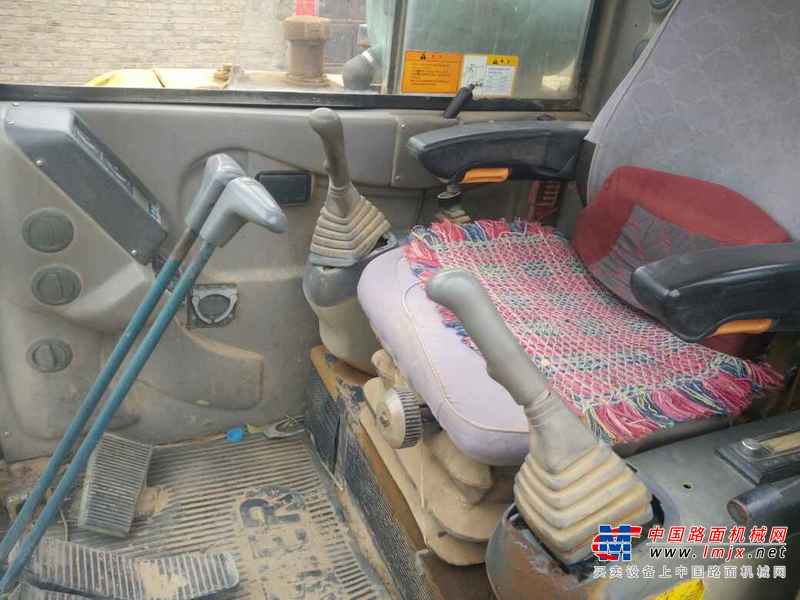山西出售转让二手6800小时2010年卡特重工CT60挖掘机