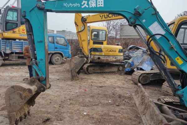 河北出售转让二手4500小时2012年久保田KX155挖掘机