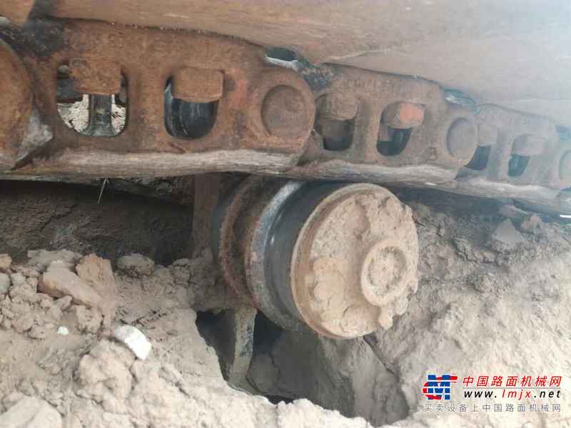 河南出售转让二手12000小时2011年现代R215挖掘机