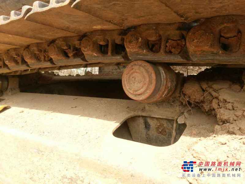 陕西出售转让二手7000小时2011年日立ZX240挖掘机