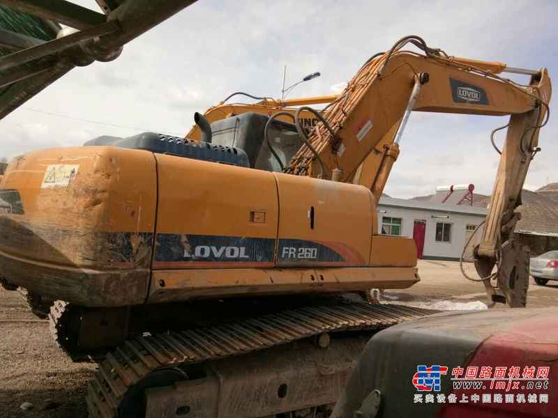 宁夏出售转让二手9000小时2010年福田雷沃FR260挖掘机