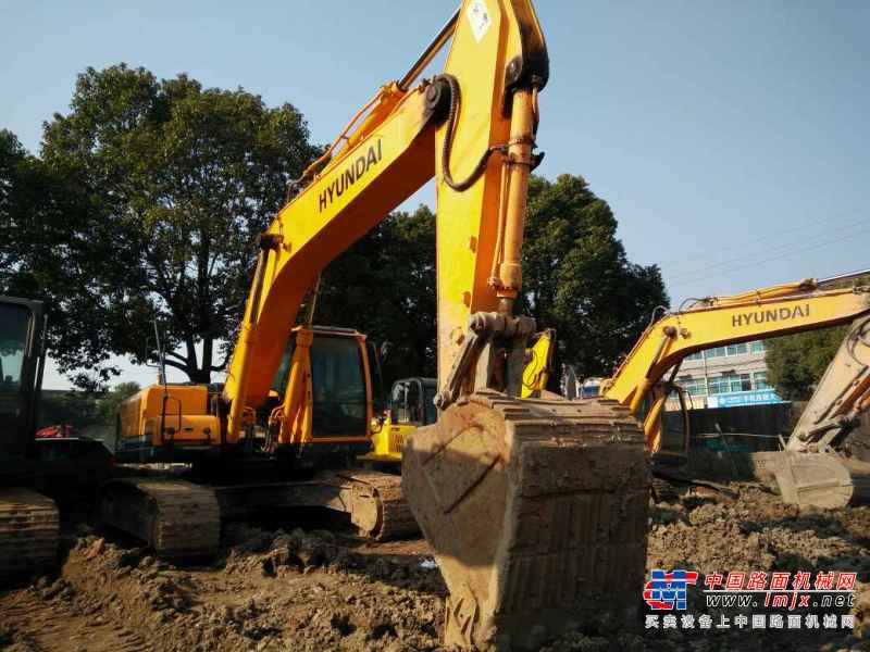 江苏出售转让二手5862小时2012年现代R275LC挖掘机