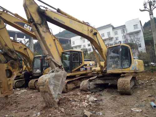 贵州出售转让二手11265小时2007年小松PC200挖掘机