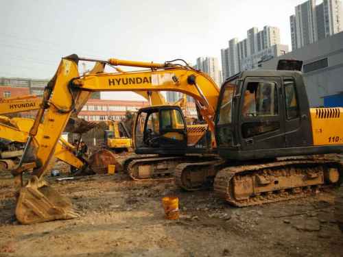 江苏出售转让二手8965小时2011年现代R110挖掘机