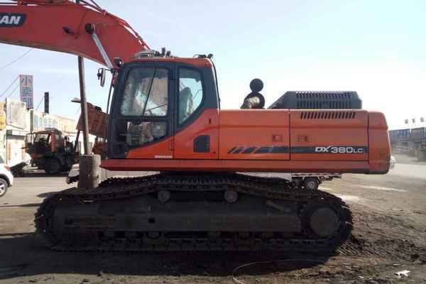 内蒙古出售转让二手7000小时2012年斗山DX380LC挖掘机