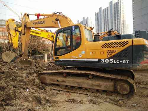 江苏出售转让二手6586小时2011年现代R275LC挖掘机