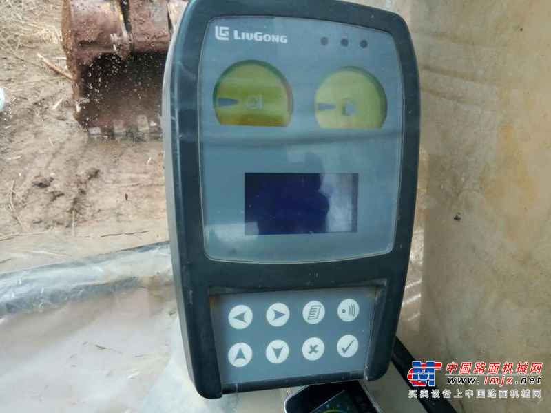 贵州出售转让二手7511小时2011年柳工CLG915C挖掘机