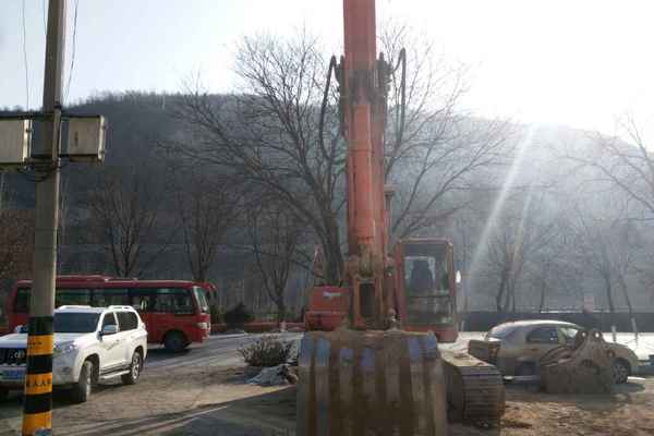 陕西出售转让二手8000小时2010年斗山DH220LC挖掘机
