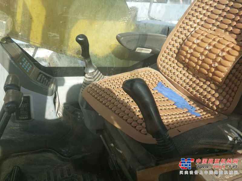 陕西出售转让二手14000小时2007年小松PC200LC挖掘机