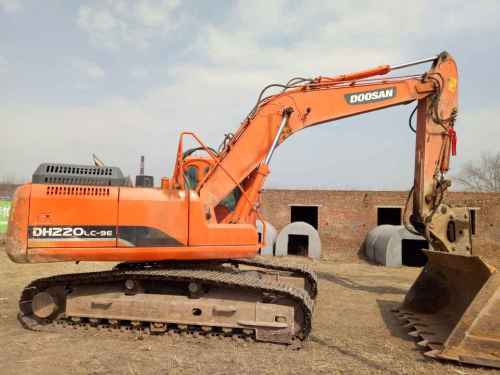 河南出售转让二手8000小时2012年斗山DH220LC挖掘机