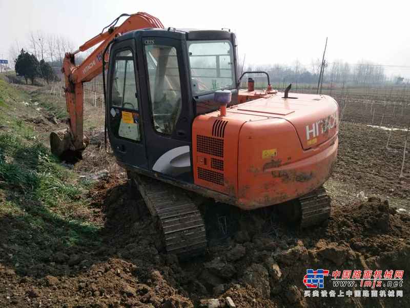 河南出售转让二手3200小时2013年日立ZX70挖掘机