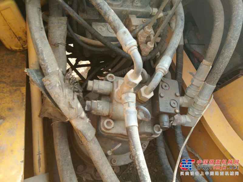 河南出售转让二手5000小时2012年龙工LG6225挖掘机