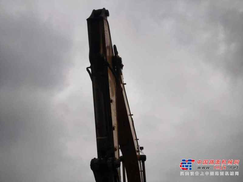 重庆出售转让二手6000小时2011年徐工XE200C挖掘机