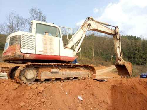 云南出售转让二手9616小时2009年竹内TB175C挖掘机