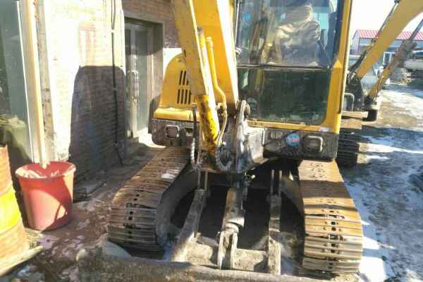 黑龙江出售转让二手7000小时2008年现代R60挖掘机