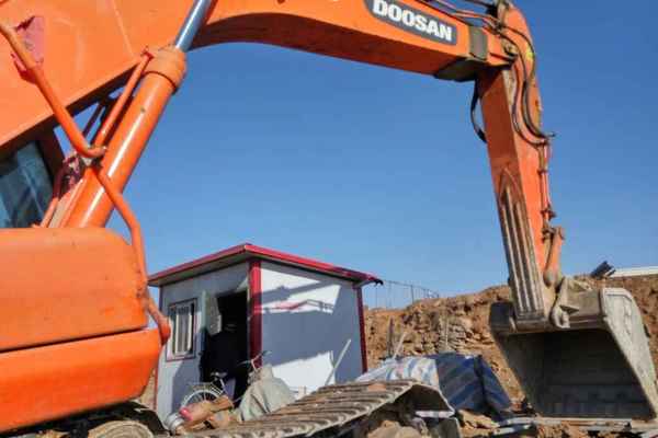 河北出售转让二手8000小时2011年斗山DH300LC挖掘机
