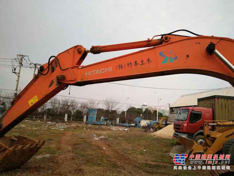 湖北出售转让二手12000小时2006年日立ZX200挖掘机