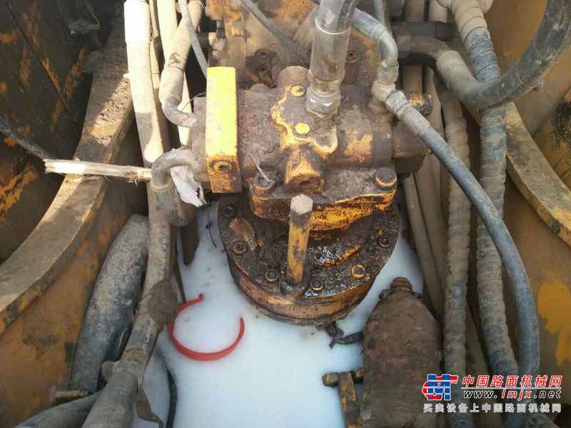 河南出售转让二手12000小时2008年现代R215挖掘机