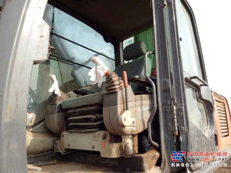 河南出售转让二手10000小时2011年日立ZX250H挖掘机