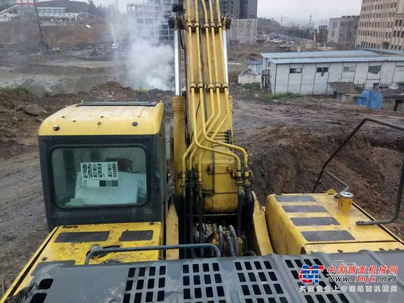 贵州出售转让二手7000小时2009年小松PC350挖掘机