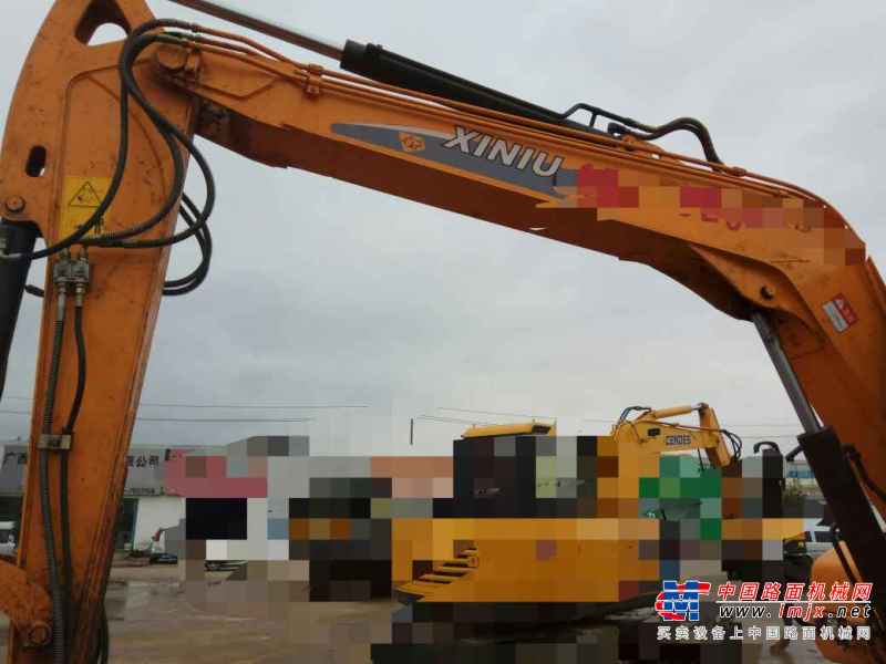 广西出售转让二手2000小时2016年犀牛重工XN80挖掘机